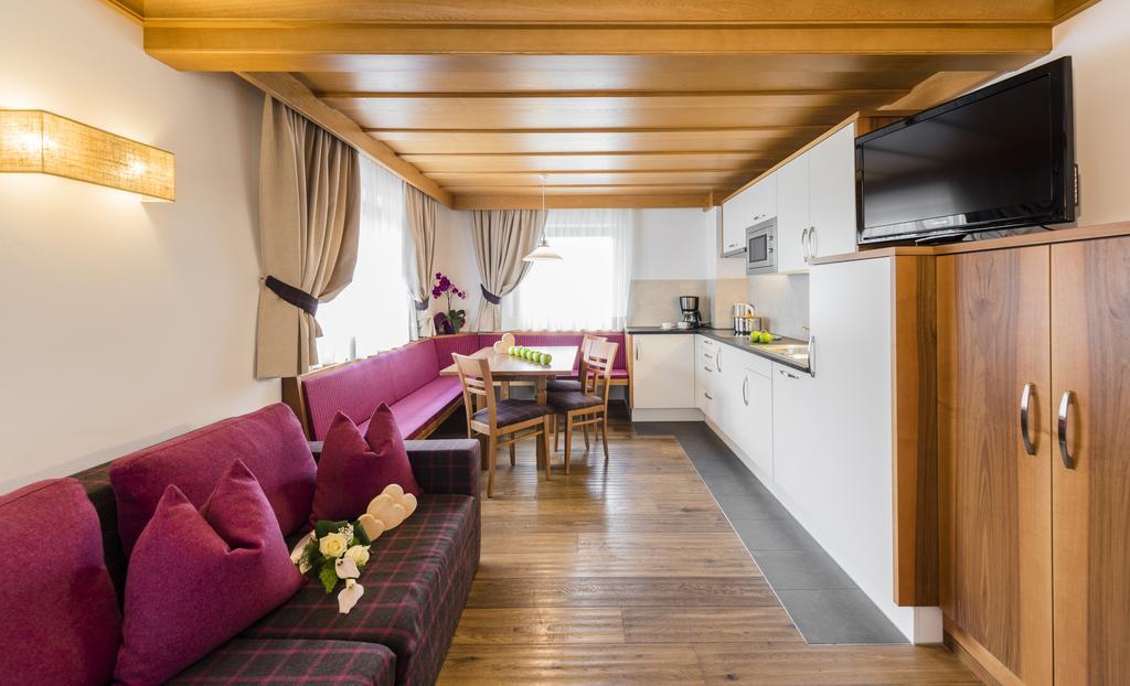 Residence Sovara Santa Cristina Val Gardena ภายนอก รูปภาพ
